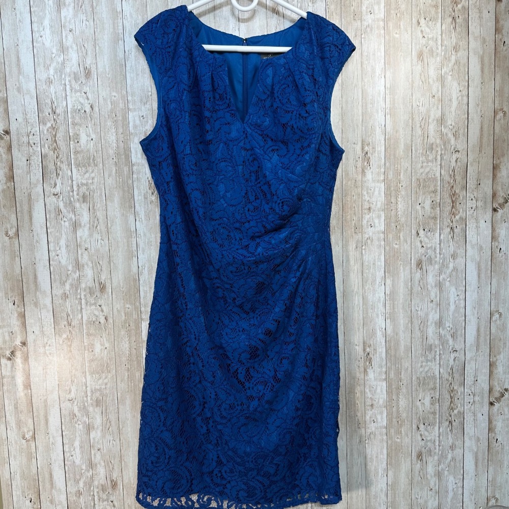 Adrianna Papell Women's Royal Blue Lace Ruched Dress Out Waist‎ Cap Sleeve sz